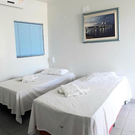 Kris Hotel Петролина Екстериор снимка