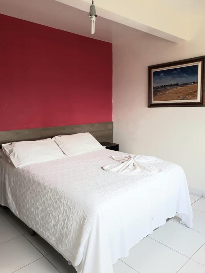 Kris Hotel Петролина Екстериор снимка