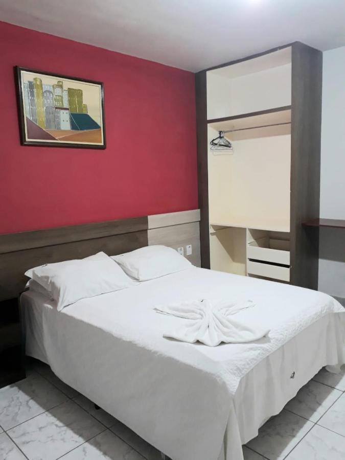 Kris Hotel Петролина Екстериор снимка
